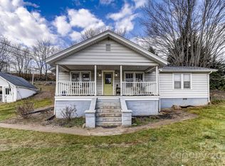 110 Country View Dr, Canton, NC 28716