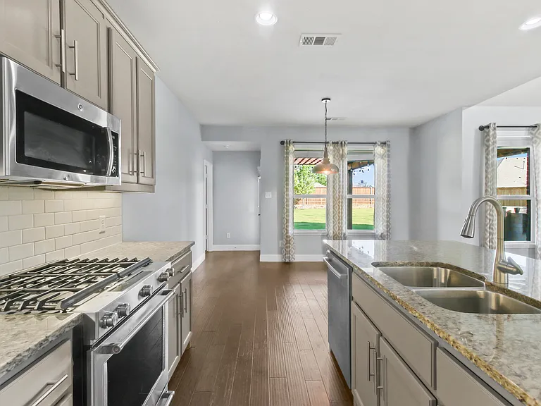 4424 Overbrook Dr — Photo 15