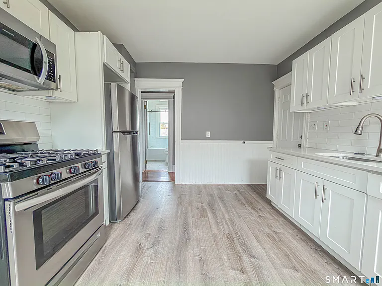 15 Elmwood Ave #3 — Photo 4