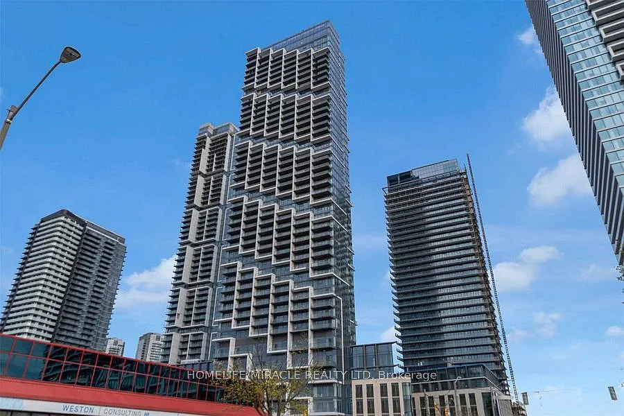 Transit City 4 — Photo 2