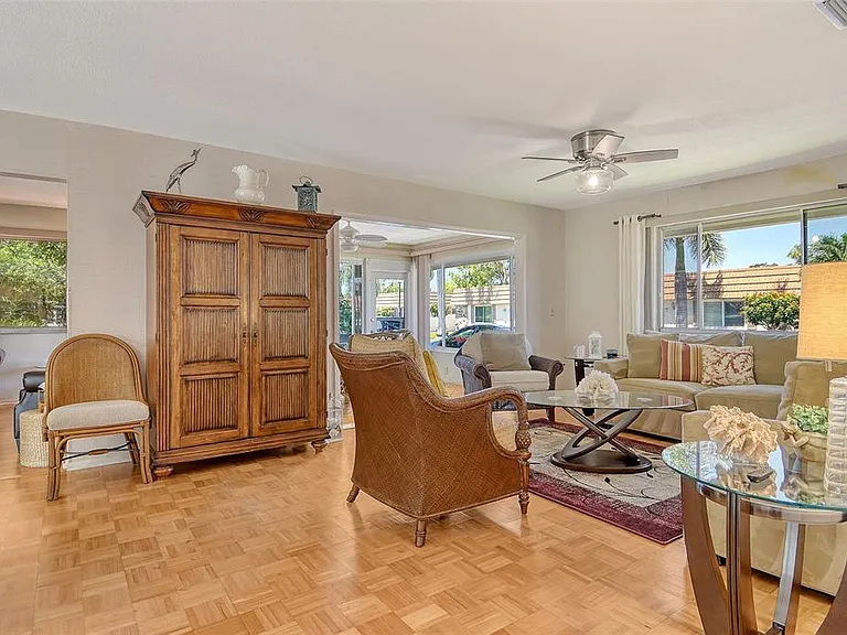 2308 Waterbluff Pl #V-304 — Photo 5