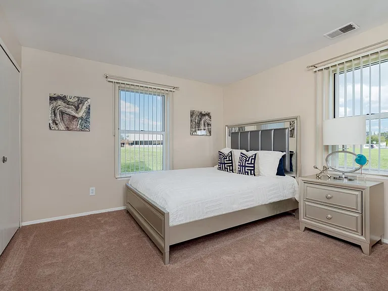 42566 Clinton Place Dr — Photo 14