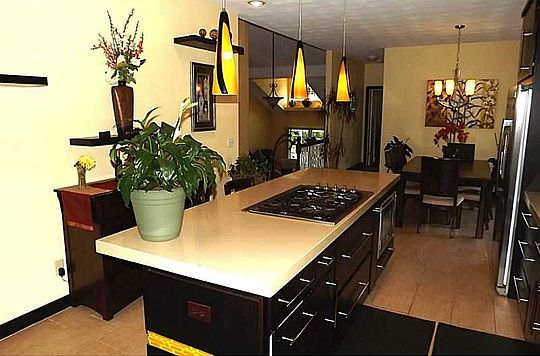 3rd image of 22 Orchard Meadows Dr