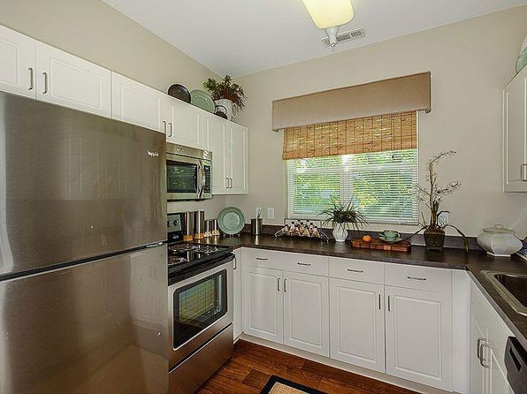 180 Newbury St APT 2105