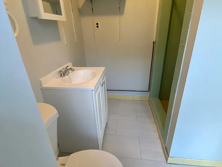 3414 Race St #3 — Photo 2