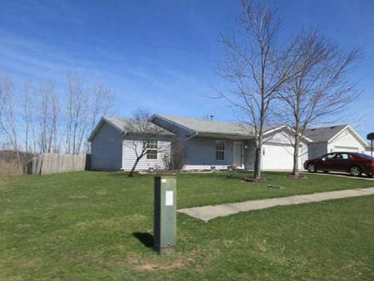 2nd image of 612 Follett Ln