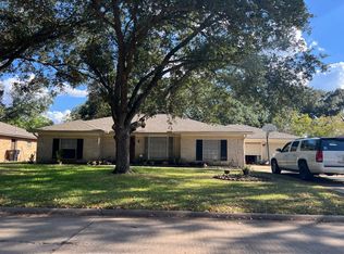 920 Klare Ave, Rosenberg, TX 77471