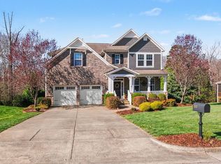 113 W Hatterleigh Ave, Hillsborough, NC 27278