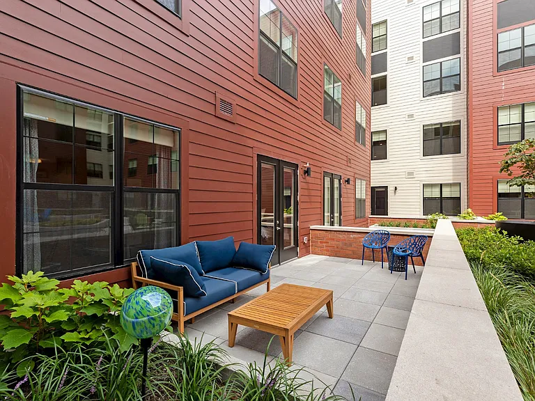 EDGE Apartments — Photo 61