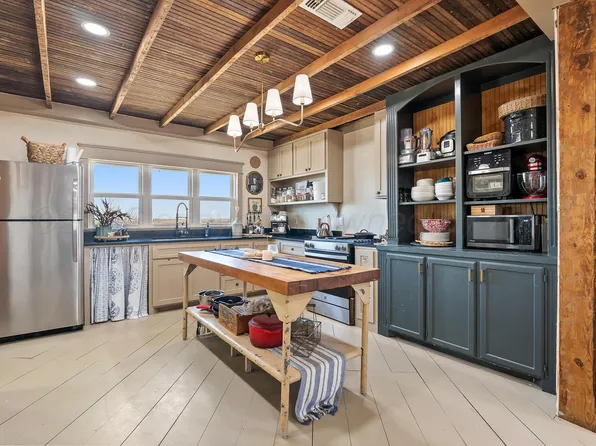 13280 County Road X, Hedley, TX 79237