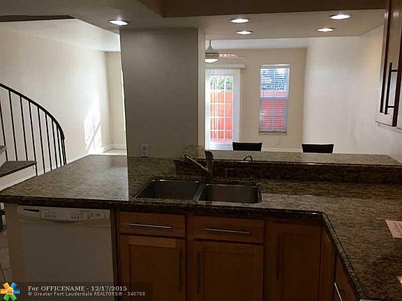 3rd image of 680 Tennis Club Dr APT 105