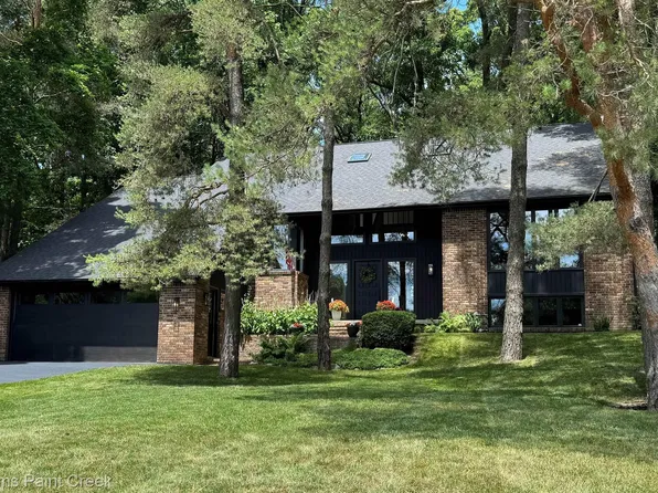 6464 Deer Ridge Dr, Clarkston, MI 48348