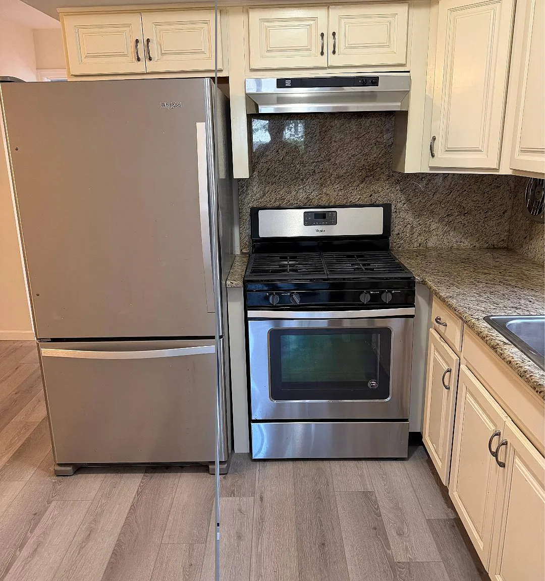 2 bed, 1.0 bath, 1248 sqft, $2,550 — Photo 2