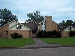 4040 Lakeside Dr, Liberty, TX 77575