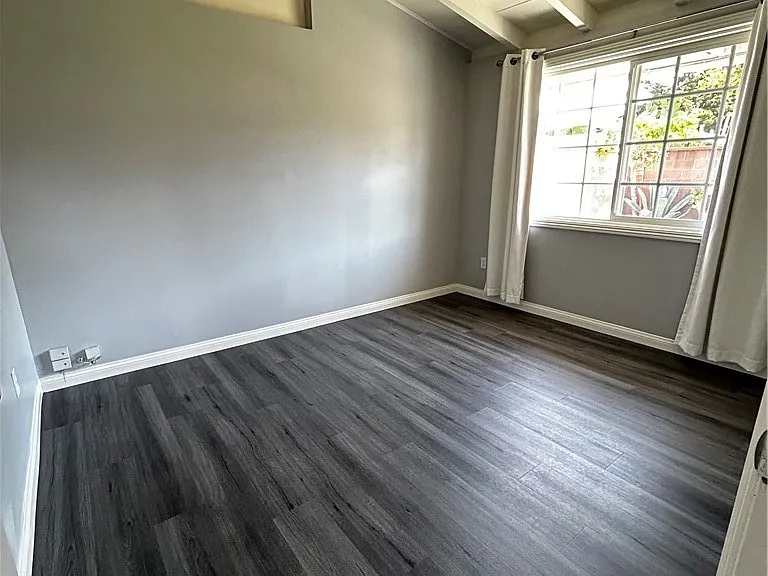 533 S Devon Rd — Photo 9
