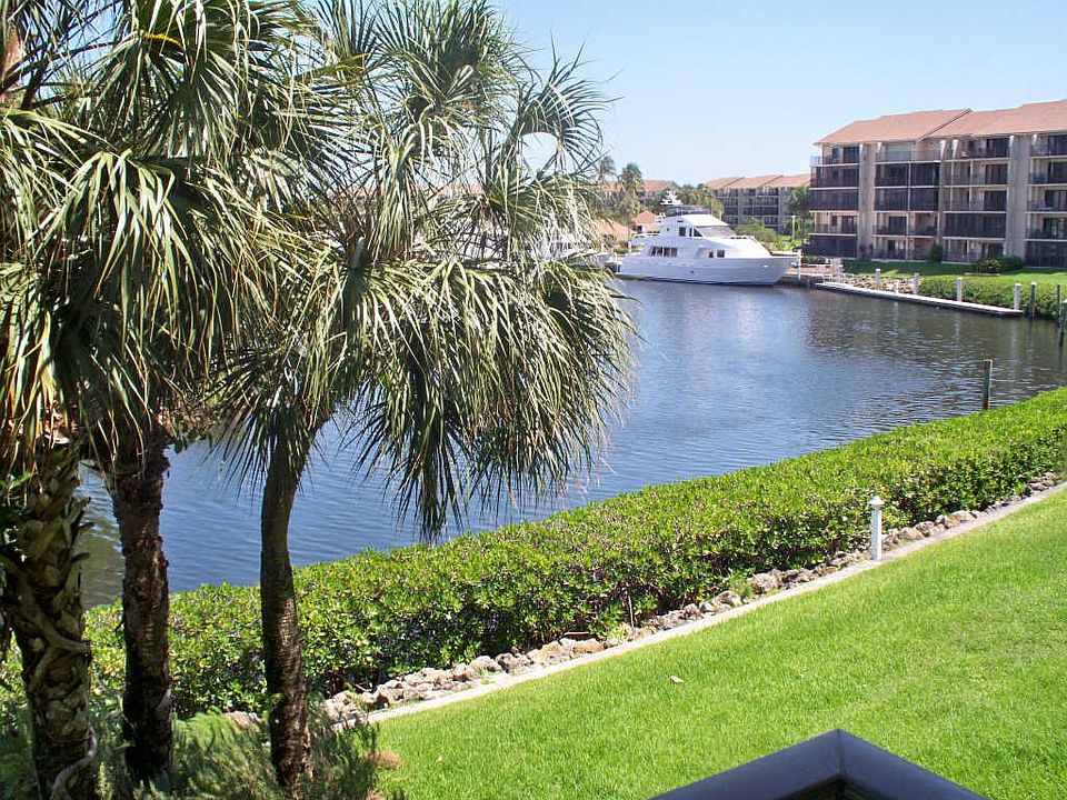 1st image of 1101 Seafarer Cir APT 201