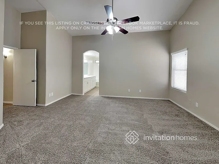 13383 W Watson Ln — Photo 10