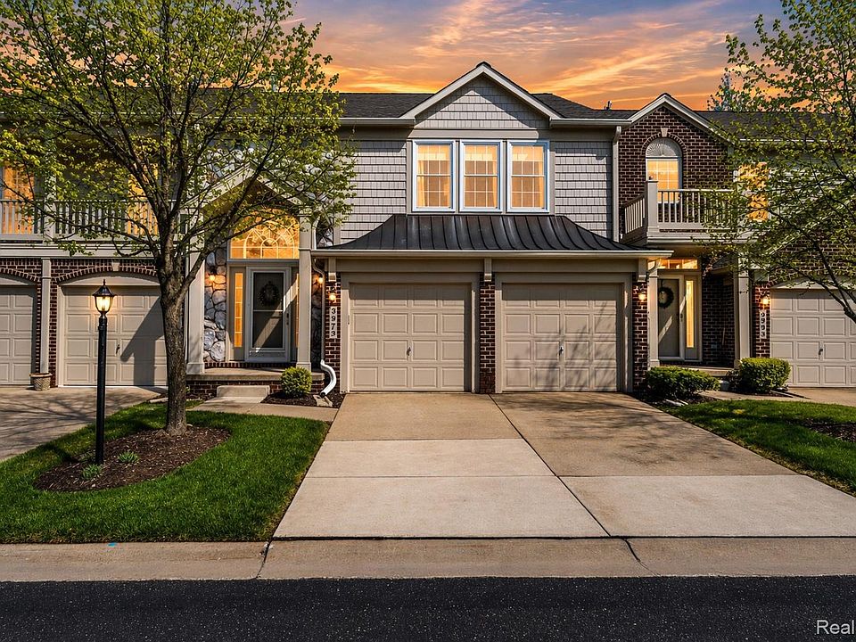 1st image of 3973 Ravensfield Dr #13