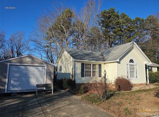 106 Dianne St, Wingate, NC 28174