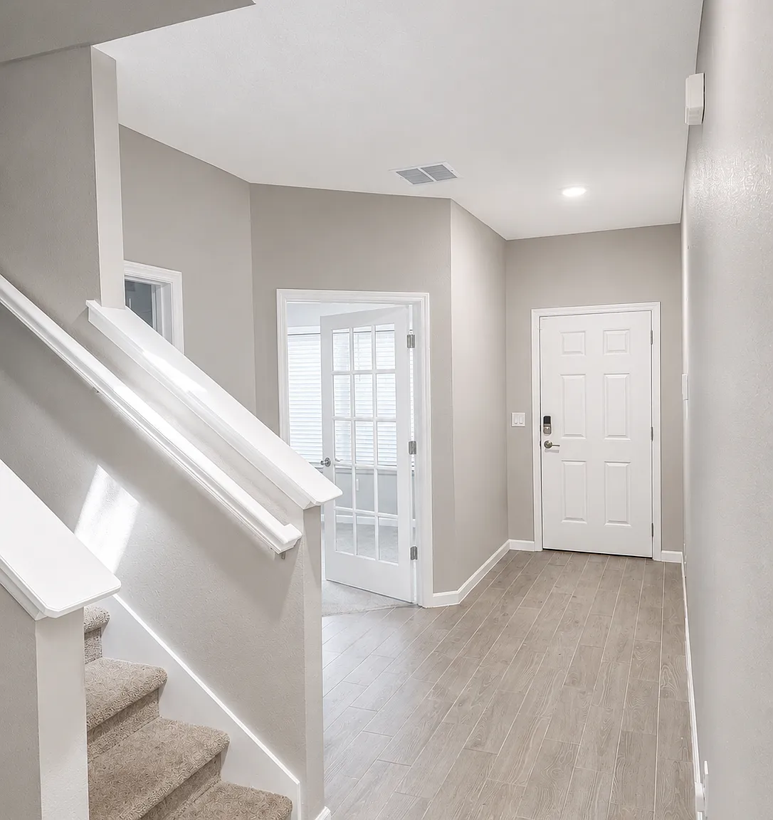 4 bed, 2.5 bath, 2358 sqft, $2,550 — Photo 3