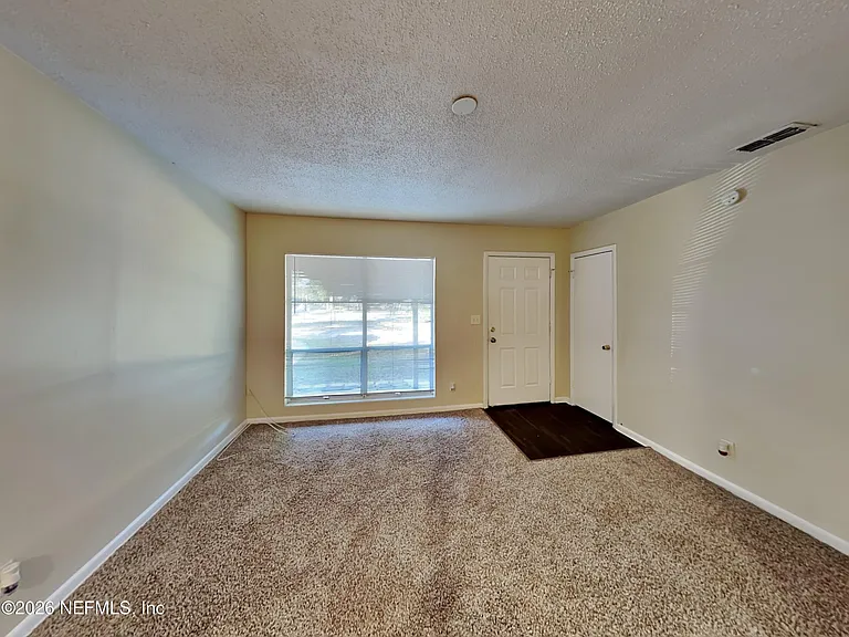 237 Blairmore Blvd — Photo 5
