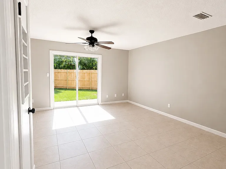 8130 Stonebrook Dr — Photo 8