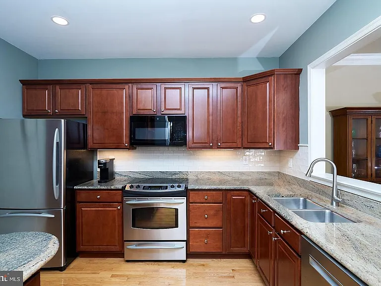 138 Whispering Oaks Dr #1708 — Photo 5