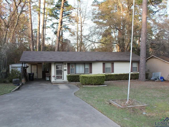 213 E Pirate Ave, Longview, TX 75604