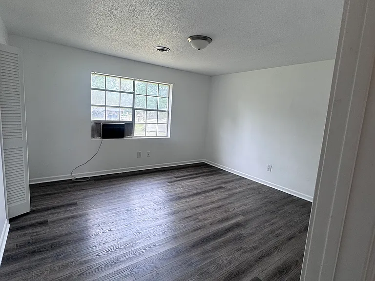 33 Bellmeade Cv #C — Photo 17