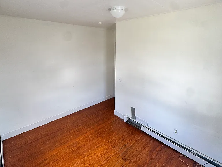 767 Admiral St #2 — Photo 5