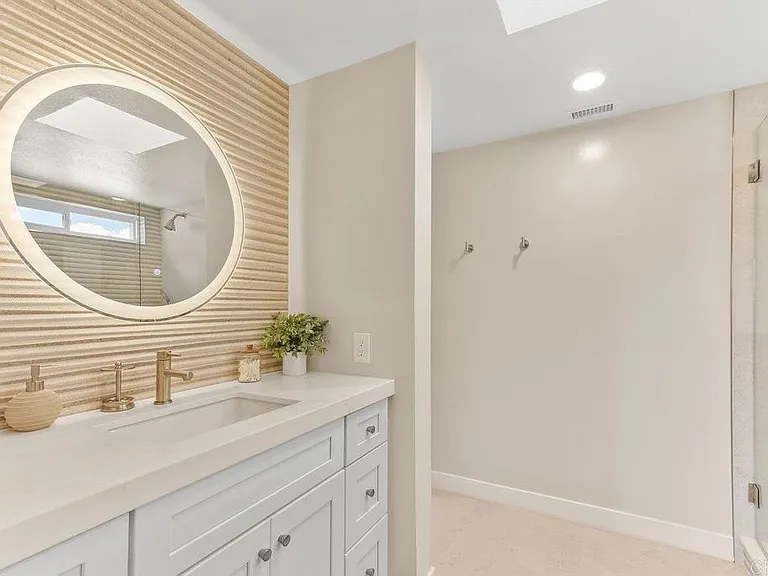 4052 Garfield St — Photo 24