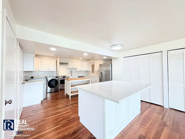 1726 N Jackson Ave — Photo 27