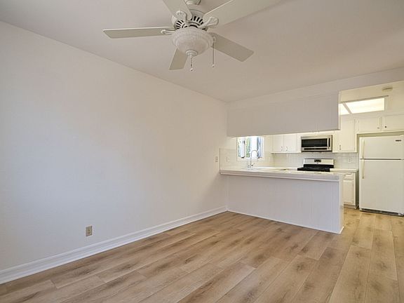 5th image of 217 2nd St #B