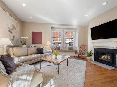 82 Chestnut St APT 30, Boston, MA, 02108