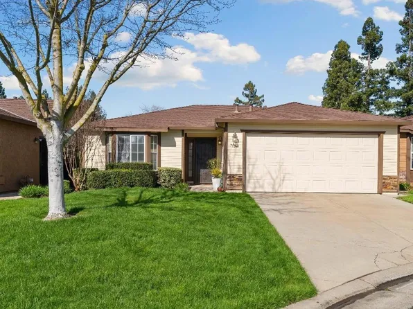 7527 Sun Faire Ln, Sacramento, CA 95828