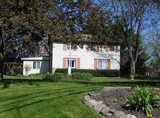 222 Whitney Rd W, Penfield, NY 14526