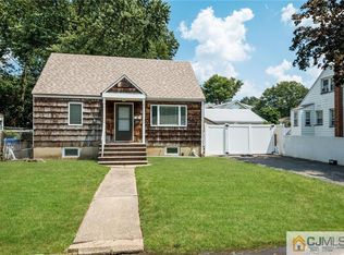 132 Grant Ave, Fords, NJ 08863