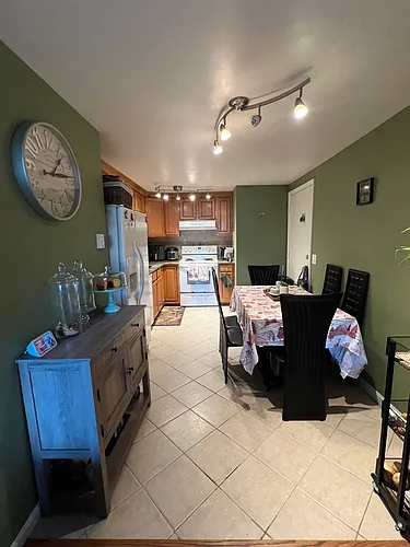 139 Pleasant St #8 Photo 1