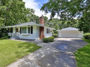 7347 Spring Lake Rd, Mounds View, MN 55112