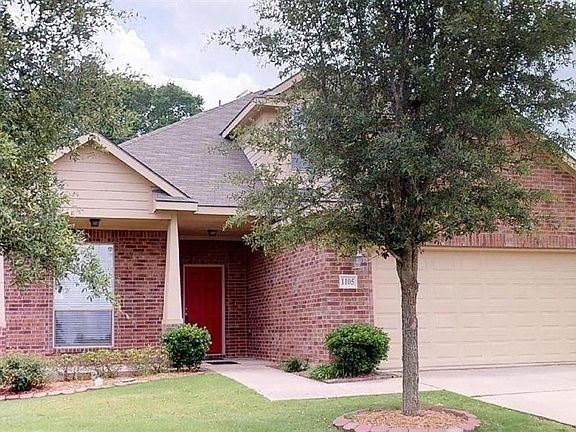 3rd image of 1105 Nocona Dr