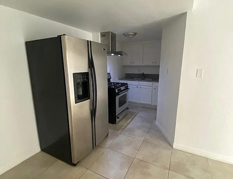 1520 S Casino Center Blvd #27 — Photo 8