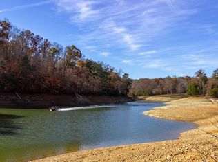 1739 Mullins Chapel Rd, Dandridge, TN 37725