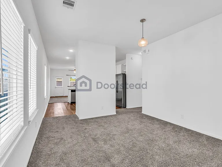 24014 Farmstead Dr — Photo 9
