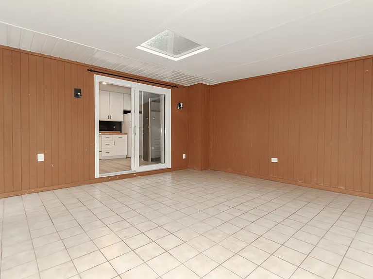 8806 Norwood Dr — Photo 15