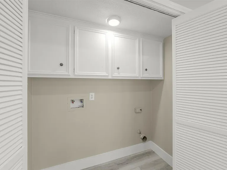4138 Club Valley Dr — Photo 42