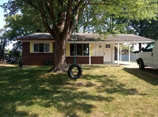 1221 Yorktown Dr, Saint Charles, MO 63303