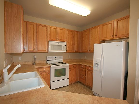 2nd image of 5730 Bent Creek Cres