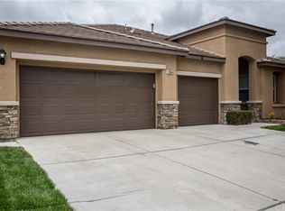 13554 Nectarine Ave, Corona, CA 92880