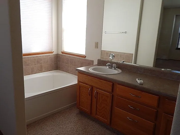 3930 Pronghorn Meadows Cir — Photo 10
