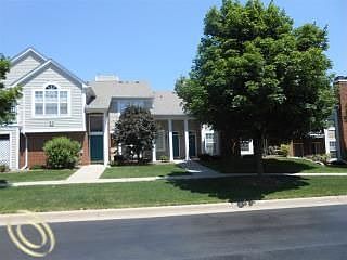 1st image of 4447 Berkshire Dr